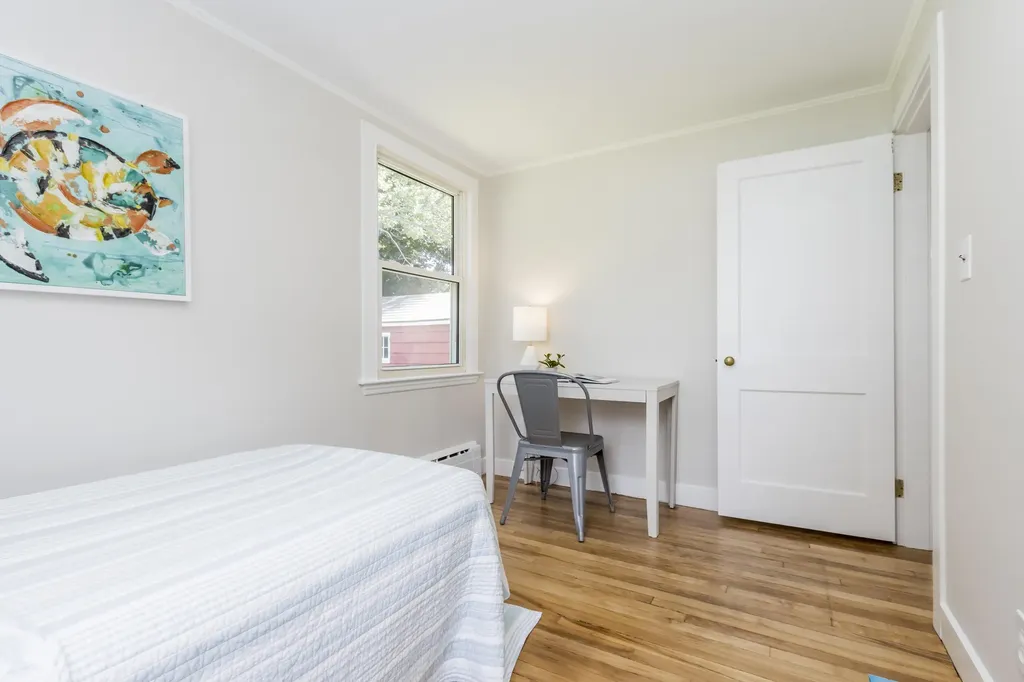 25 Dorset Street Portland ME 04102