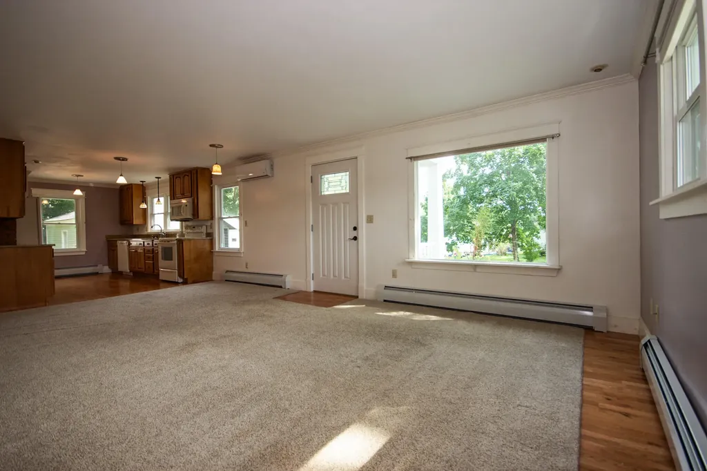 295 Maple Street Bangor ME 04401