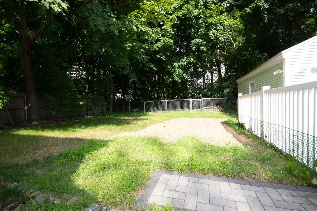 295 Maple Street Bangor ME 04401