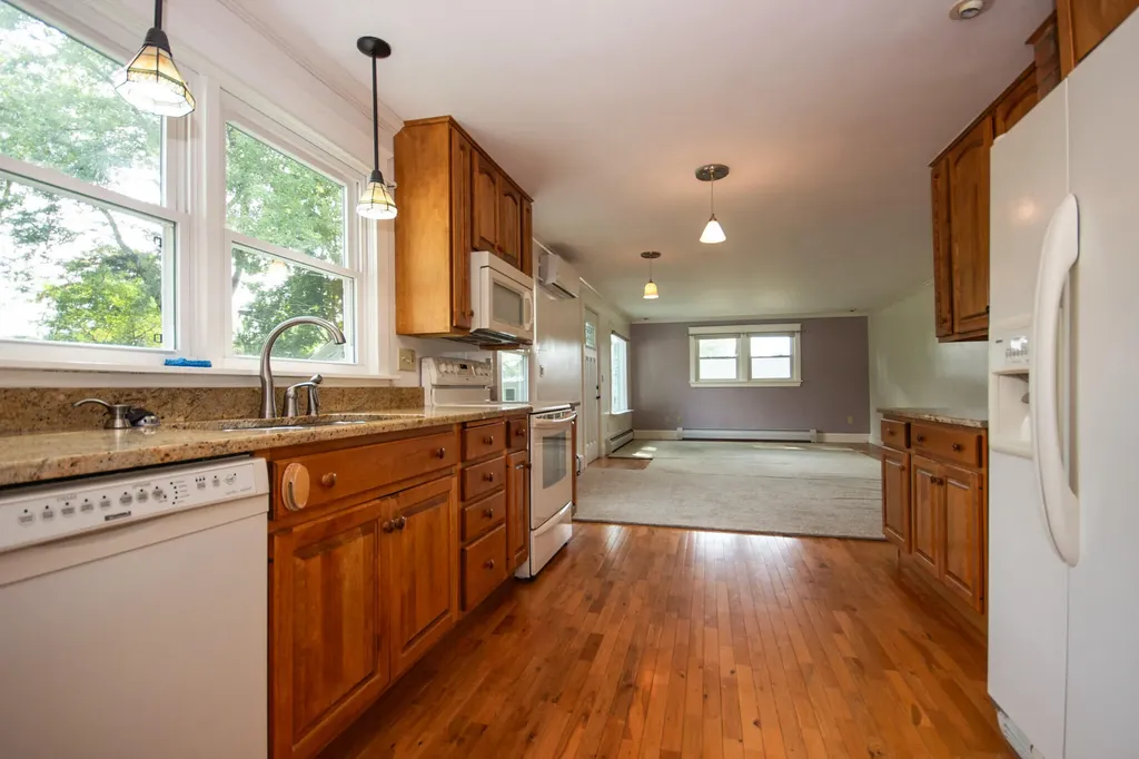 295 Maple Street Bangor ME 04401