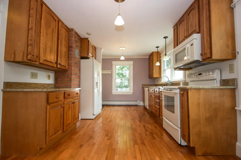 295 Maple Street Bangor ME 04401