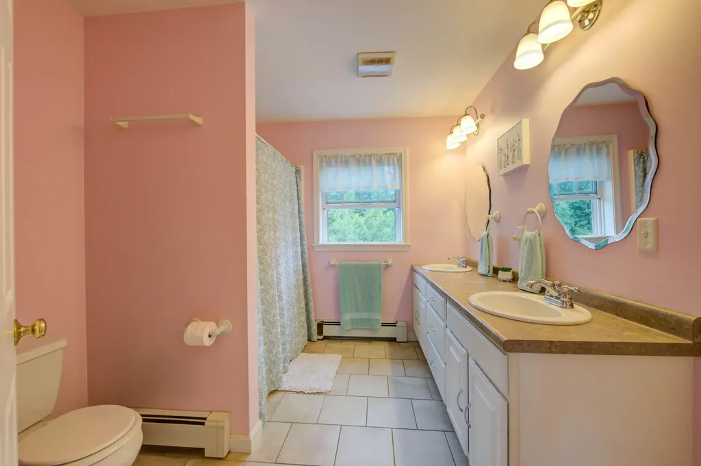6 Ashley Drive Gray ME 04039