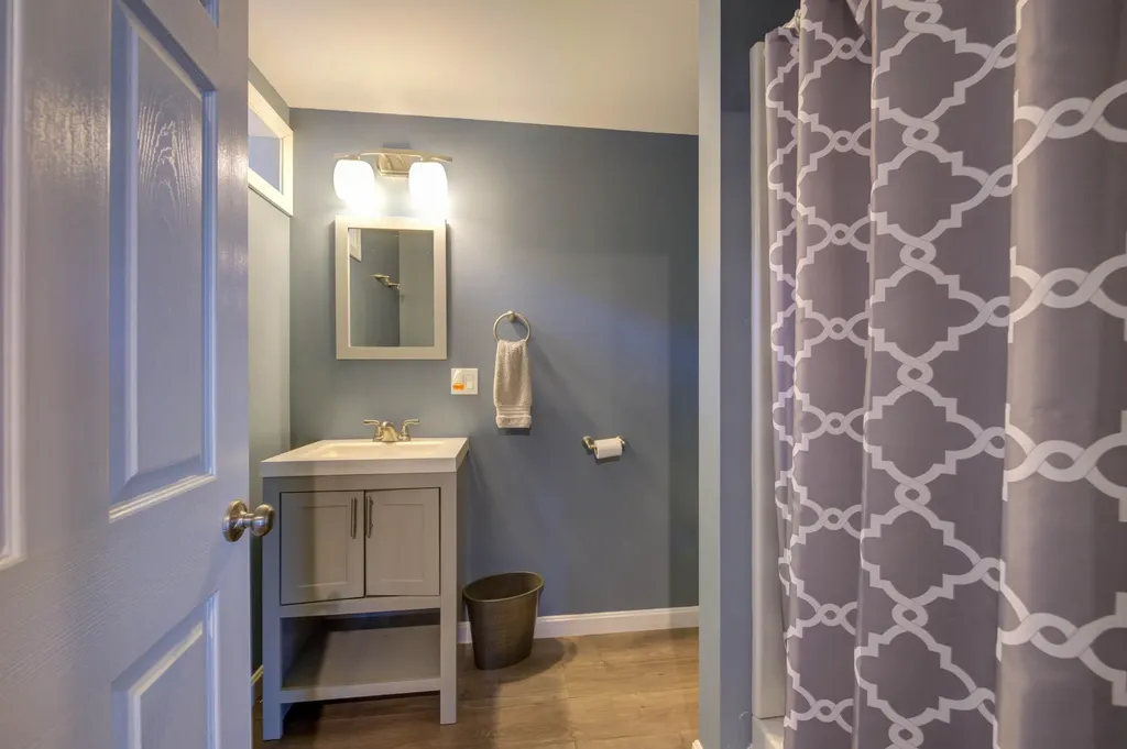 6 Ashley Drive Gray ME 04039