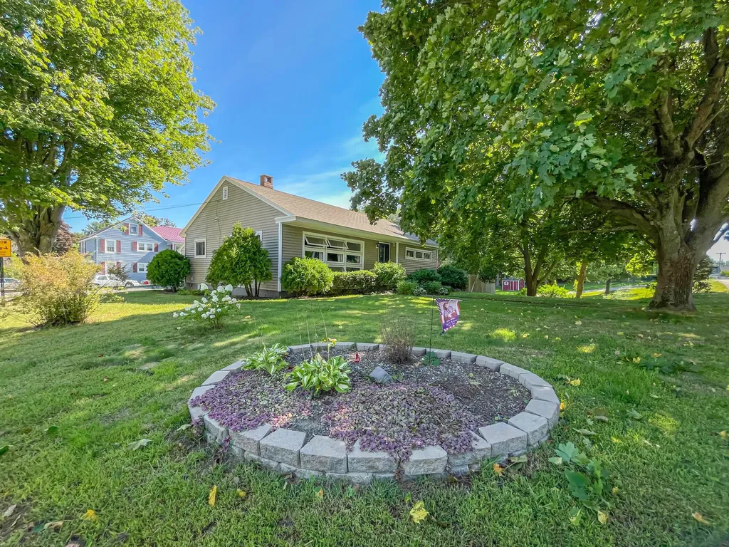 257 Pool Street Biddeford ME 04005
