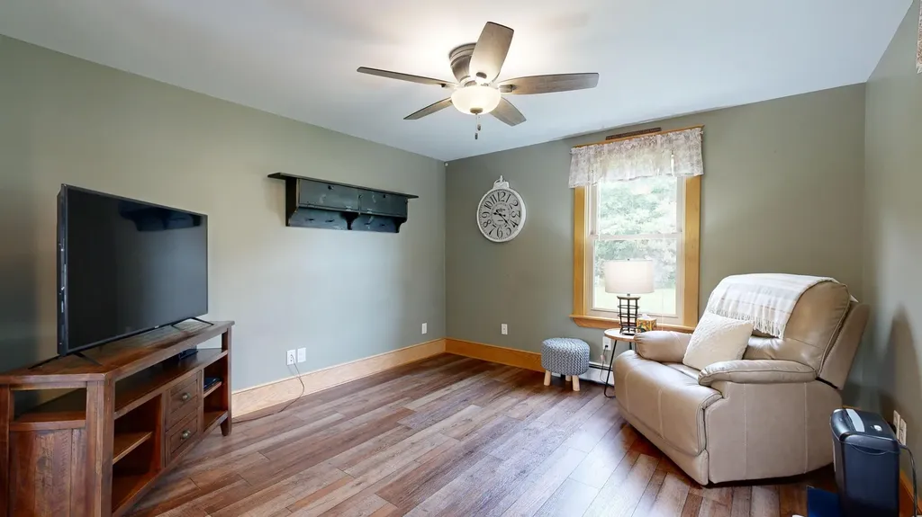160 Lane Road Auburn ME 04210
