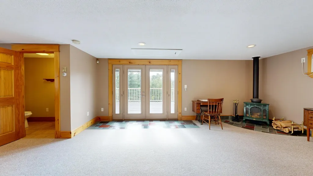 160 Lane Road Auburn ME 04210