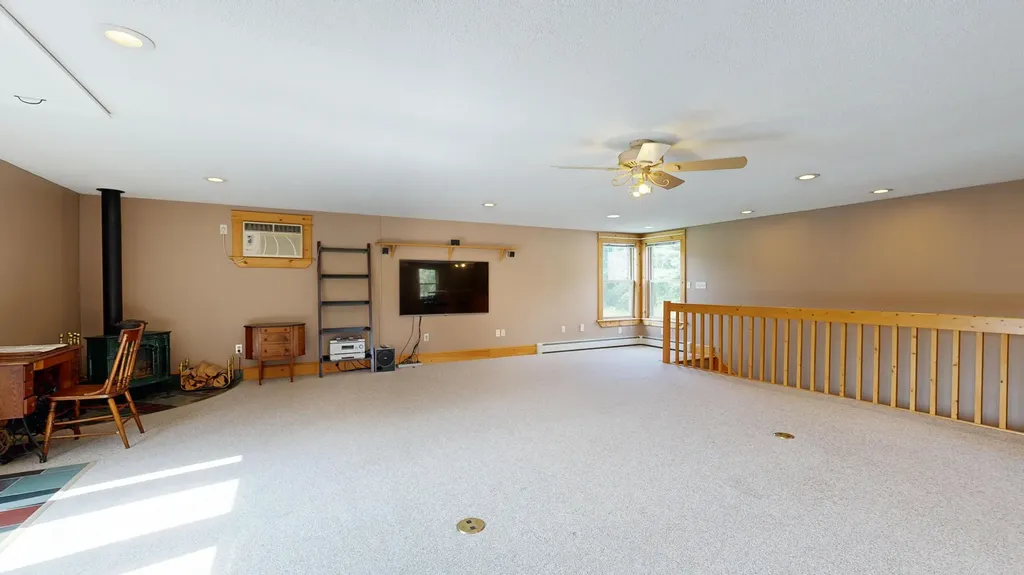 160 Lane Road Auburn ME 04210