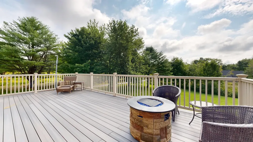 160 Lane Road Auburn ME 04210