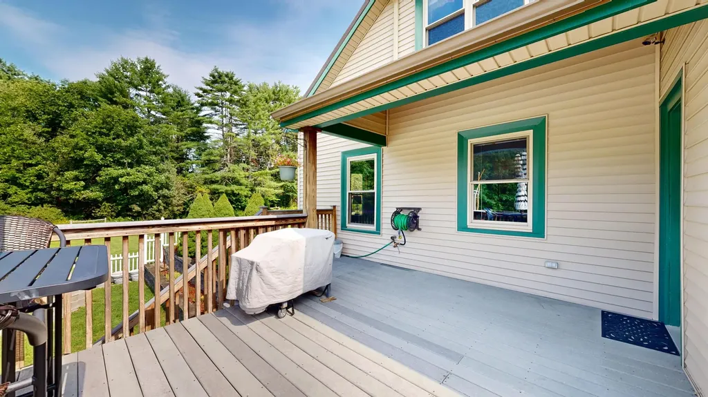 160 Lane Road Auburn ME 04210