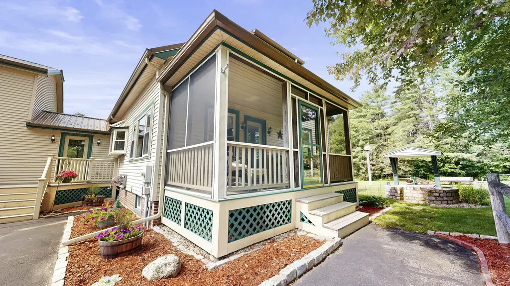 160 Lane Road Auburn ME 04210