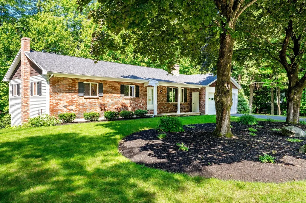 93 Hemlock Terrace Augusta ME 04330