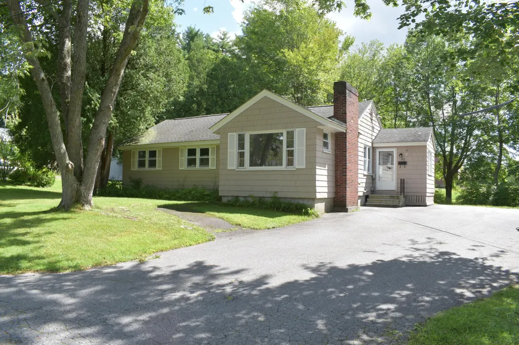 82 Farnham Street Portland ME 04103