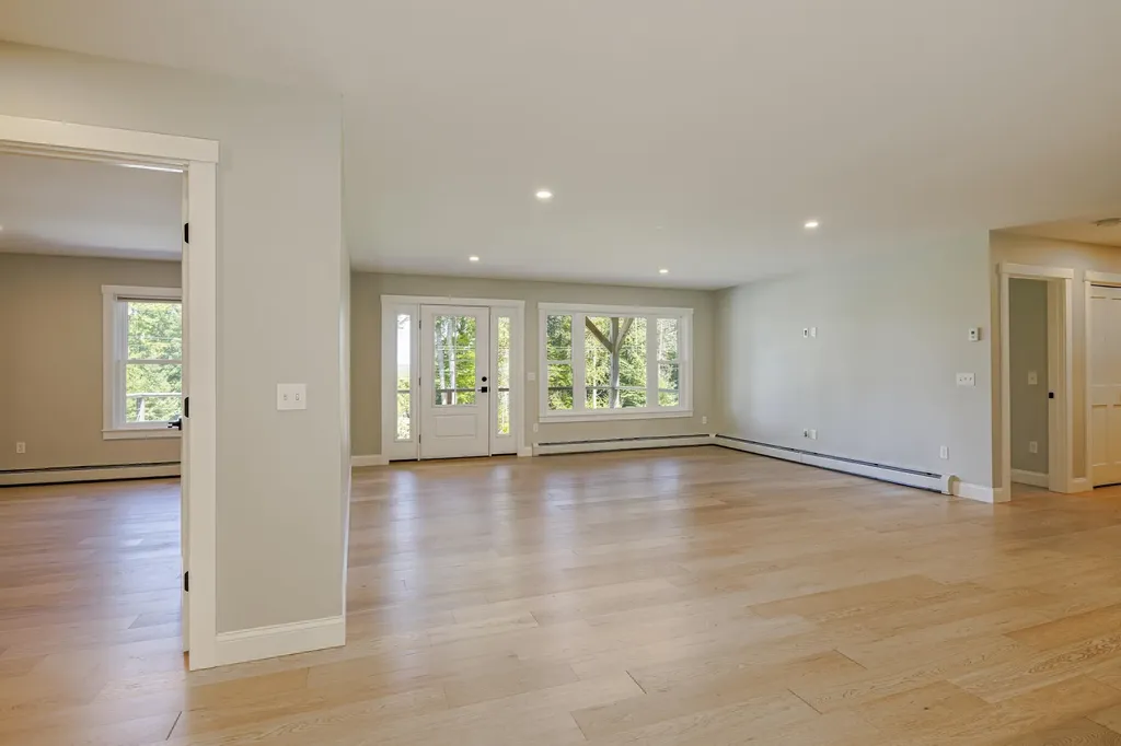 15 Highview Avenue Hancock ME 04640