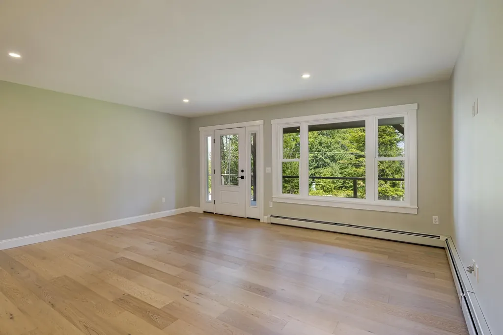 15 Highview Avenue Hancock ME 04640