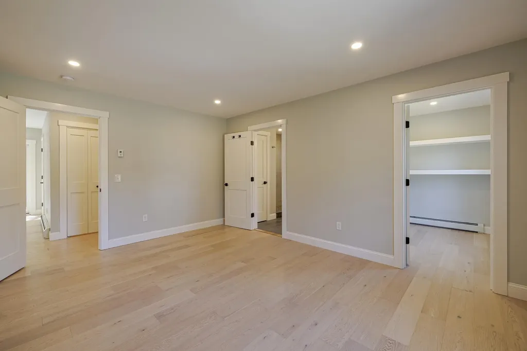 15 Highview Avenue Hancock ME 04640