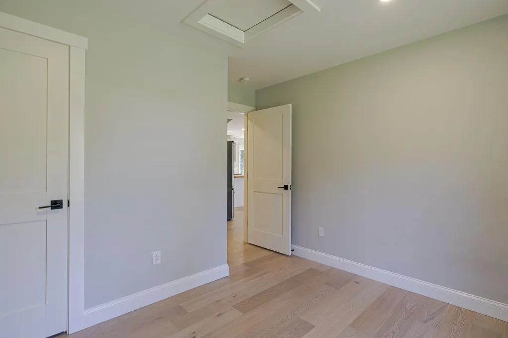 15 Highview Avenue Hancock ME 04640
