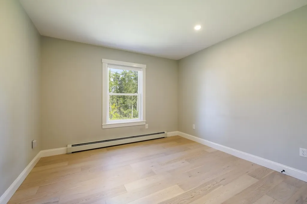 15 Highview Avenue Hancock ME 04640