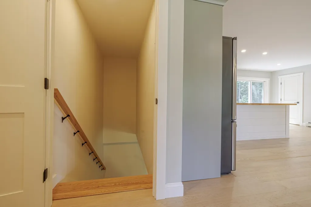 15 Highview Avenue Hancock ME 04640