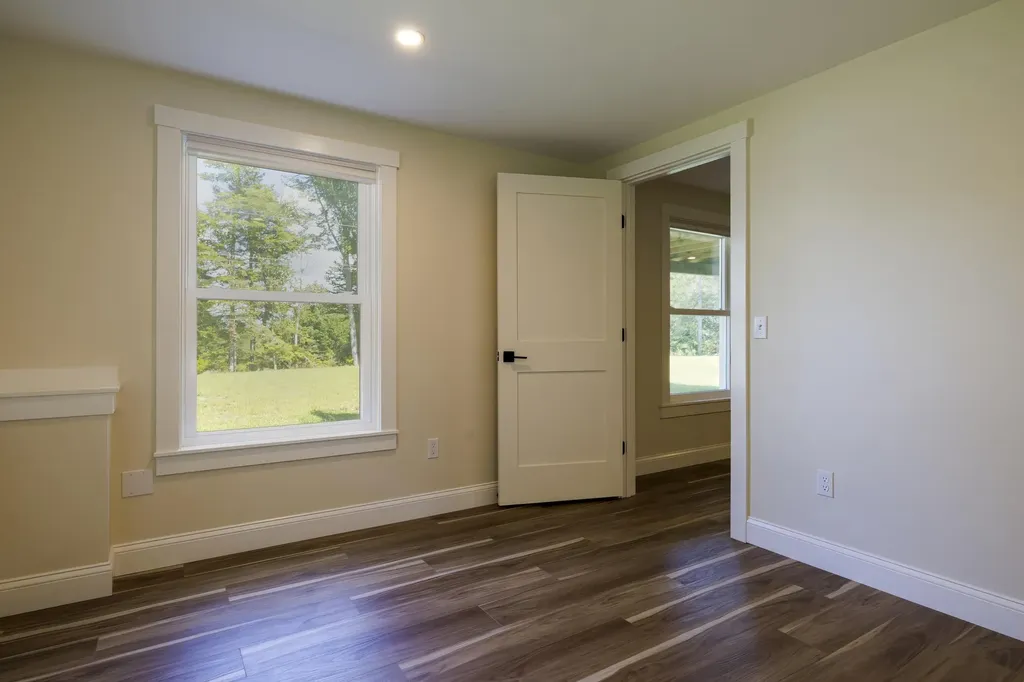 15 Highview Avenue Hancock ME 04640