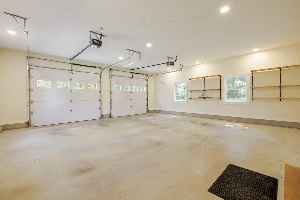 15 Highview Avenue Hancock ME 04640