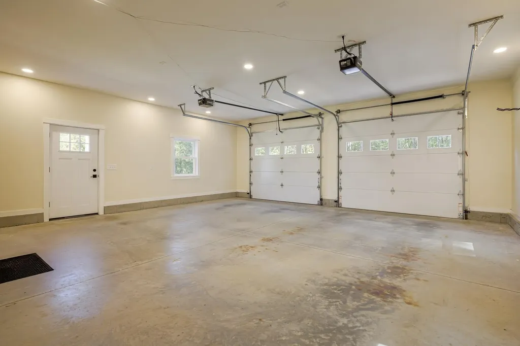 15 Highview Avenue Hancock ME 04640