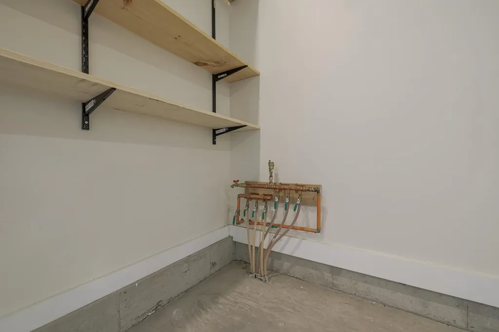 15 Highview Avenue Hancock ME 04640