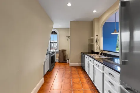 12 Deering Street Portland ME 04101
