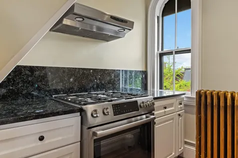 12 Deering Street Portland ME 04101