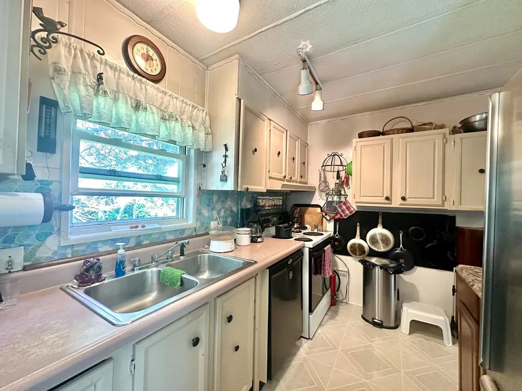 114 George Road Prospect ME 04981