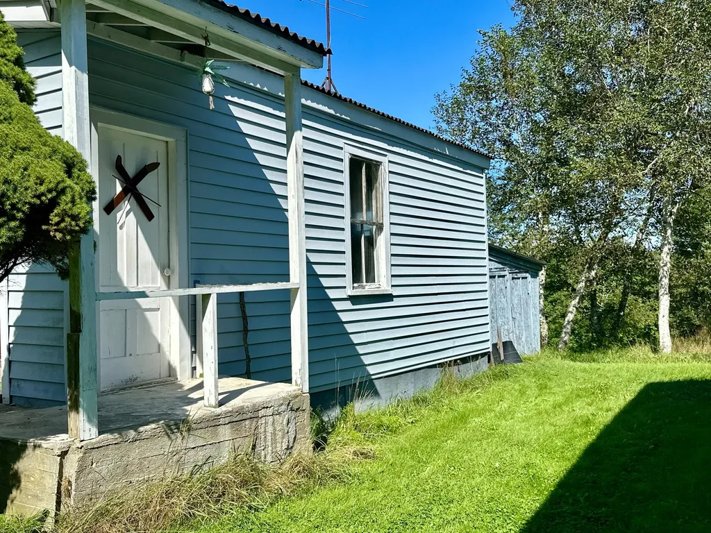 114 George Road Prospect ME 04981