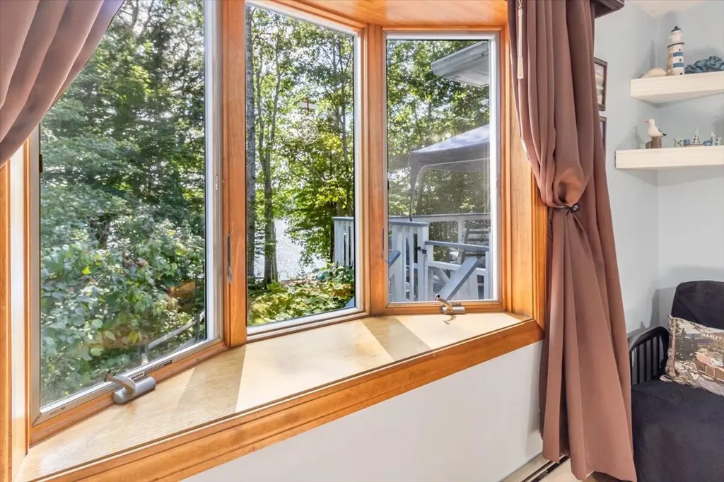 8 Mariners Reach Sullivan ME 04664