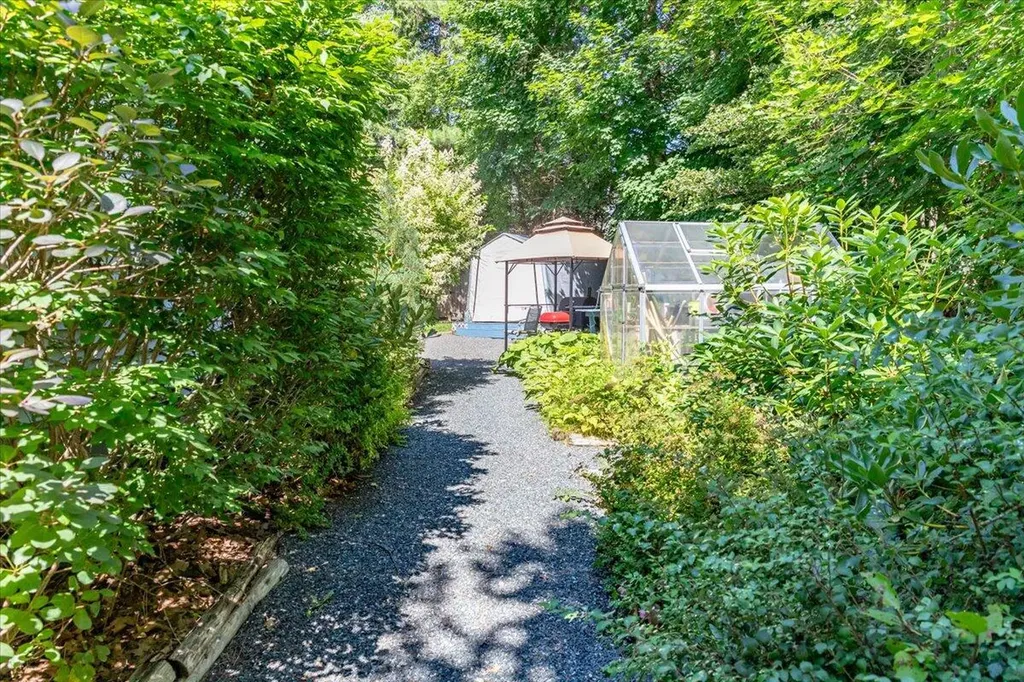 8 Mariners Reach Sullivan ME 04664