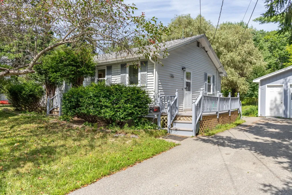86 Hancock Street Ellsworth ME 04605