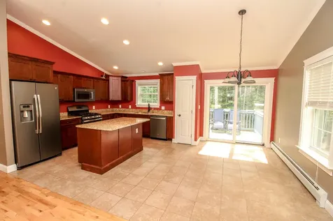16 Sunrise Lane Hampden ME 04444