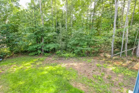 16 Sunrise Lane Hampden ME 04444