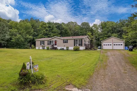 41 Barnett Way Gardiner ME 04345