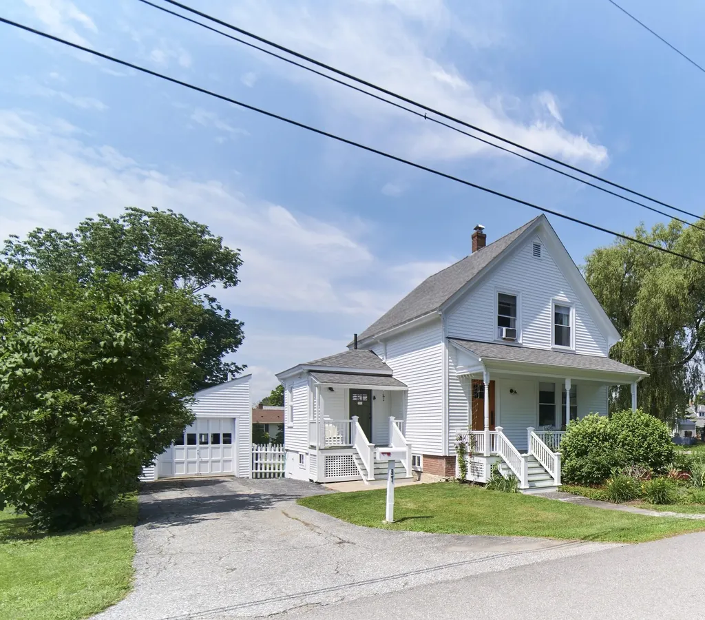 57 Suffolk Street Rockland ME 04841