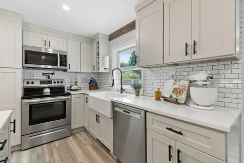 40 Sandy Hill Road South Portland ME 04106