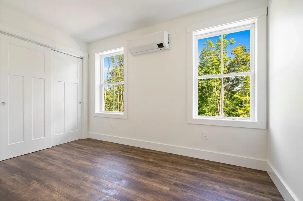 29 Magnolia Lane Gardiner ME 04345