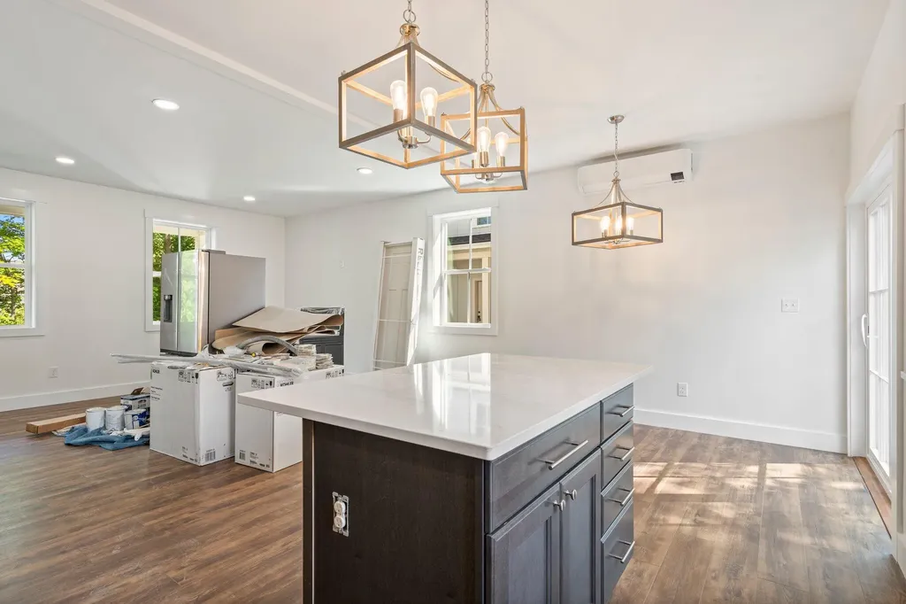 29 Magnolia Lane Gardiner ME 04345