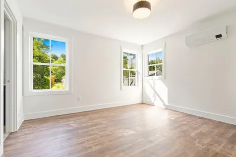 29 Magnolia Lane Gardiner ME 04345