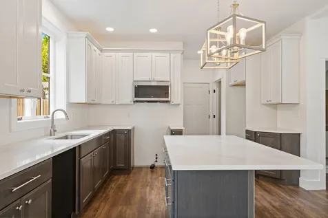 29 Magnolia Lane Gardiner ME 04345