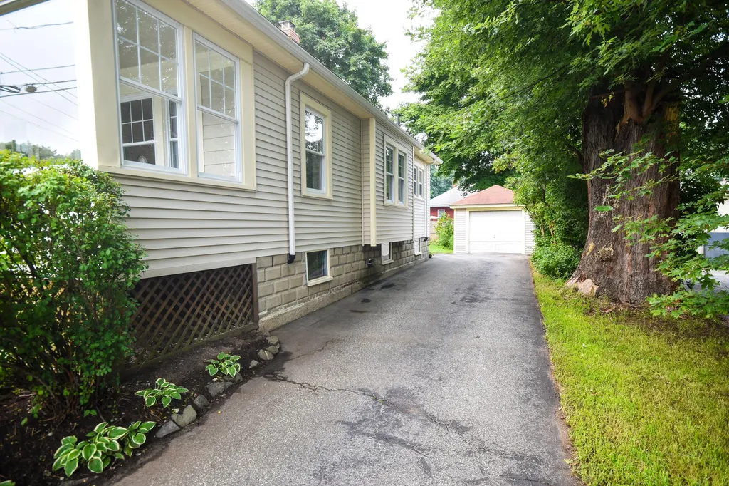 19 Morse Street South Portland ME 04106