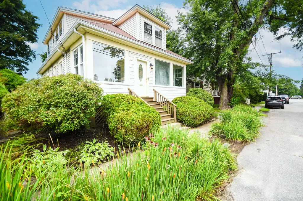 19 Morse Street South Portland ME 04106