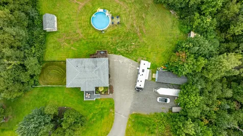 28 Carriage Lane Hermon ME 04401