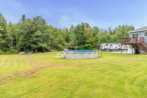 28 Carriage Lane Hermon ME 04401