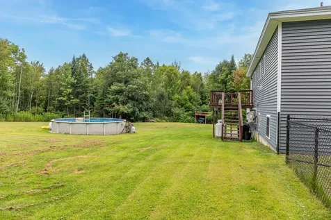 28 Carriage Lane Hermon ME 04401