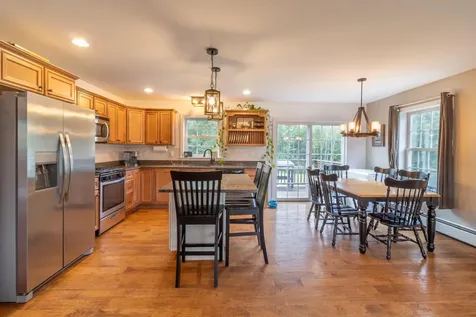 28 Carriage Lane Hermon ME 04401