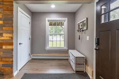 28 Carriage Lane Hermon ME 04401