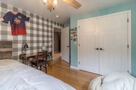 28 Carriage Lane Hermon ME 04401